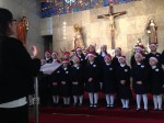 El XXVII certamen coral de Navidad logra llenar la capilla de la residencia San Sebastián