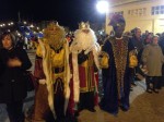 La llegada de los Reyes de Oriente a Vinaròs reune a miles de vinarocenses en una espectacular cabalgata