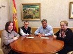 El Ayuntamiento de Vinaròs reparte entre Caritas y Cruz Roja los 1.004 € recaudados en las paellas del día de San Sebastián