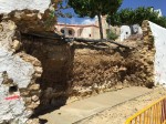 El Ayuntamiento de Vinaròs inicia la reconstrucción del muro de la ermita que se desplomó tras las lluvias